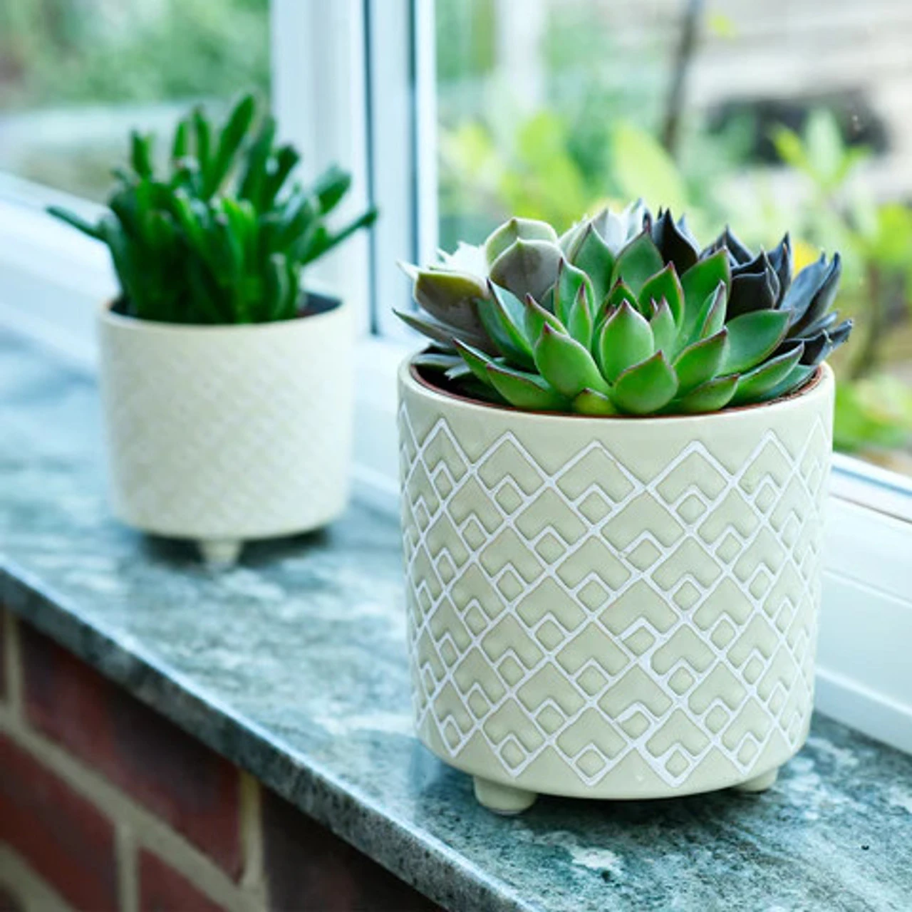 Burgon & Ball Small Bilbao Pale Jade Ceramic Indoor Plant Pot 6 Burgon & Ball Small Bilbao Pale Jade Ceramic Indoor Plant Pot - Image 4