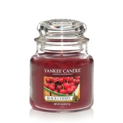 Yankee Candle Black Cherry - Medium Jar