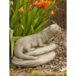 Border Stoneware Otter On Rock