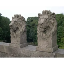 Border Stoneware Gondwana Lions (Pair)