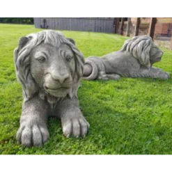 Border Stoneware Large Laying Lion Left